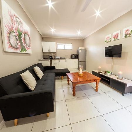 Faraway Lodge Westville Экстерьер фото
